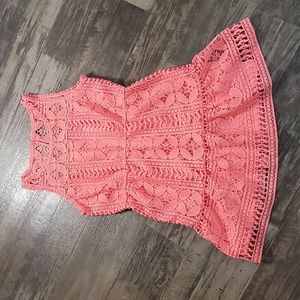 NWT-BB Dakota Coral Lace dress. Size-S